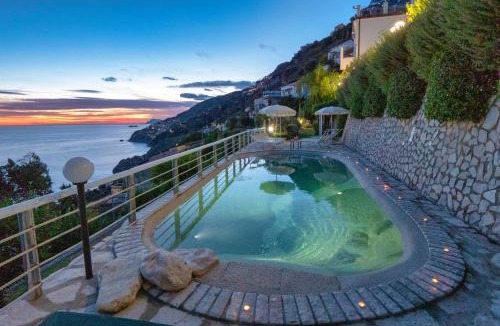Conca dei Marini Villa | Villa incantevole 1A-1B, 200 stairs from the road by Wonder Tour