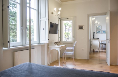 Arco House | Villa Italia Luxury Suites and Apartments