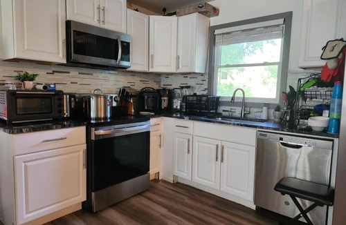 Atlanta House | Villa Nemesio & Linsday 1