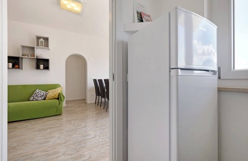 Cologna Villa | Villa 'Renè' with Private Terrace, Wi-Fi and Air Conditioning