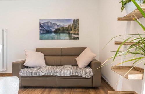 Ville d'Anaunia Apartment | Villa Vacanze Pink Lady