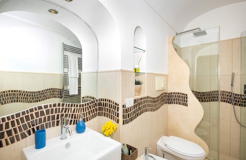 Nocelle Villa | Villa with heated Jacuzzi and garden