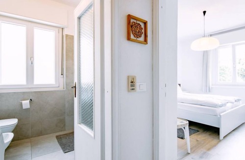 Calceranica al Lago House | Villetta ai Pini by Interhome