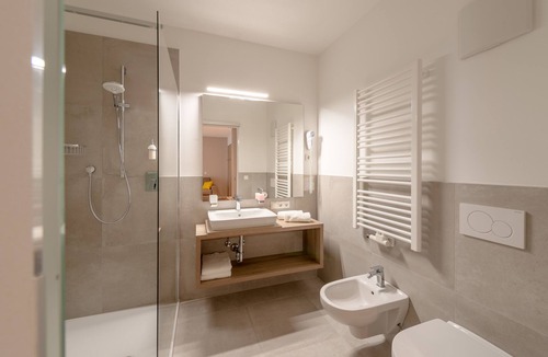 Termeno Sulla Strada del Vino Hotel | Vineus