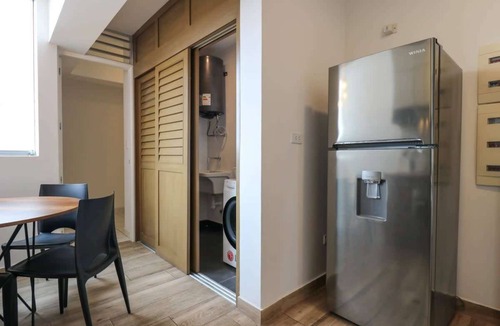 Petit Jean Ocharan Apartment | w* | 3BR Premium Cityview w/Balcony in Miraflores