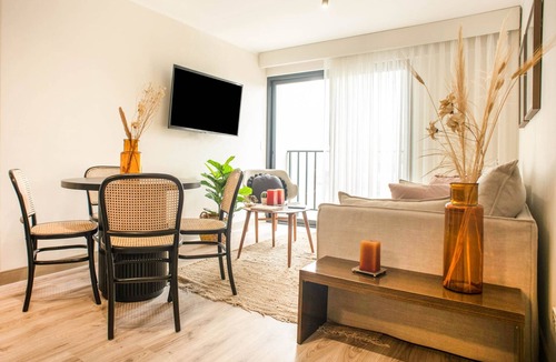 San Isidro Centro Financiero Apartment | w * | Homey 1BR with Balcony in San Isidro