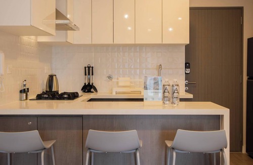 San Antonio Apartment | w* | Upscale 2BR w/Balcony & View in Miraflores