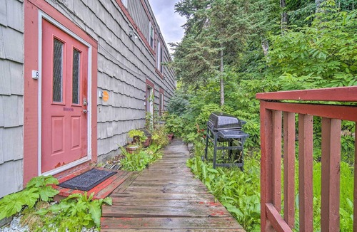South Addition Condo | Walk to Downtown & Coast Trail: Condo in Anchorage