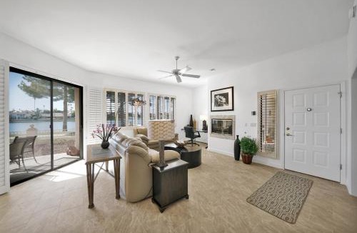 McCormick Ranch House | Waterfront 1st Flr, Gated, 2 BD Office, Trail