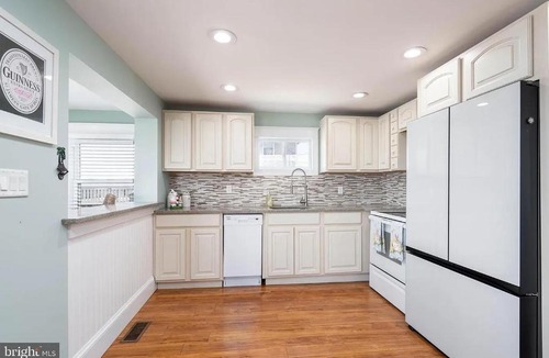 Fortescue House | Waterfront Delaware Bay Escape