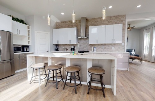 Dickinson Villa | Waterfront Retreat Getaway with Gameroom Firepit Fishing Kayaks