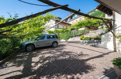 Termeno Sulla Strada del Vino Apartment | Weishof
