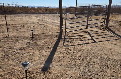 Dolan Springs House | Welcome to Bessie, Cozy RV in charming Dolan Springs with many amenities!