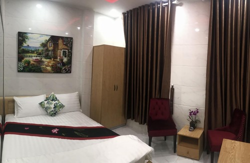 Bui Thi Xuan Hotel | Welcome to hotel you and me, you pick the right one to explore