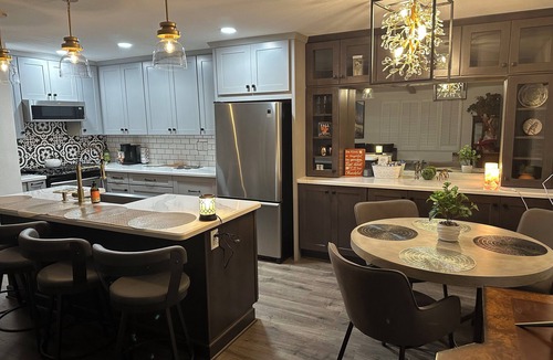 Chandler House | Welcome to Your Chandler Oasis Elegant 3BR Family Haven