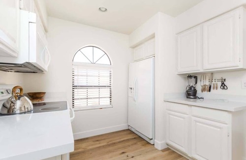 Fountain Hills House | Western Hills-Pool Heat Avail- Putting Green-Games