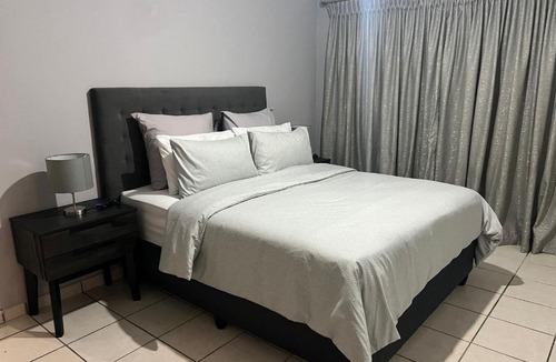 Escombe Villa | When in the Middle Self Catering Guest House