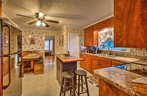 Witmer House | Whimsical Lancaster Home - 4 Mi to Sight & Sound