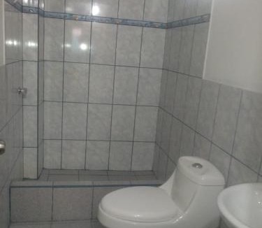 Callao Apartment | WiFi, TV y Cocina A 15 Min Aeropuerto