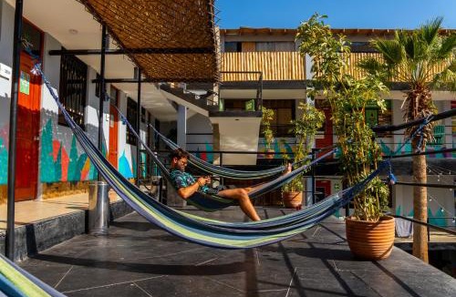Huacachina Hostel | Wild Rover Huacachina