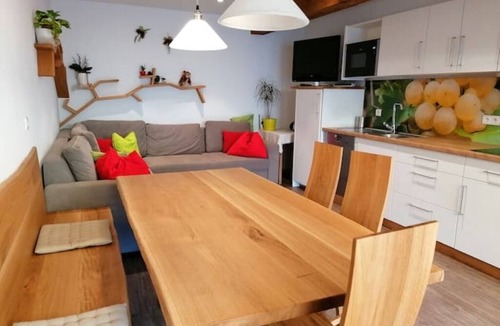 Cortina Sulla Strada del Vino Apartment | Winery Hofer Hof App.Sylvaner with pinewood sauna