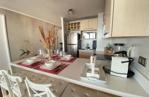 Renaca Apartment | Wonderful 2-bedroom Apartment in Reñaca with Ocean View, Pools and Grill
