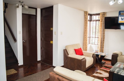 Jose Luis Bustamante y Rivero Villa | Wonderful private house in downtown