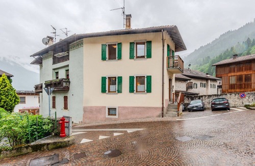 Caderzone Terme House | Wonderful private villa for 4 guests with WIFI, TV and balcony