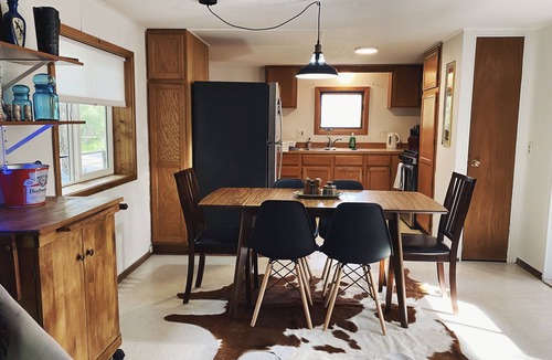 Woods Bay House | Woods Bay Get-A-Way! Public Lake Access