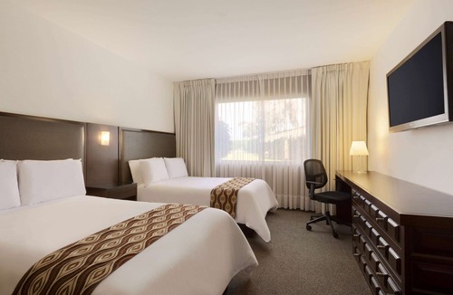 Victor Larco Herrera Hotel | Wyndham Costa del Sol Trujillo