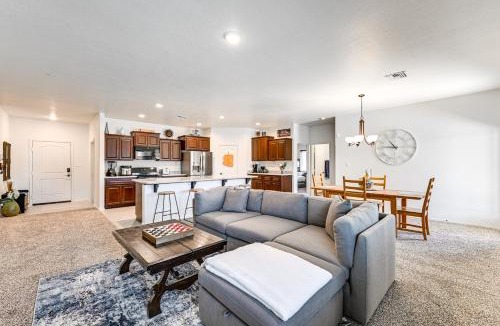 Yuma House | Year-Round Yuma Escape Near Dtwn: Pets Welcome!