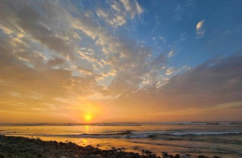 Trujillo House | Yellow Surf House