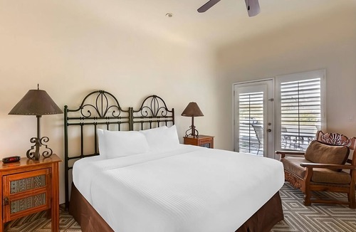 Cave Creek Hotel | Your Home Away from Home! Full Kitchen, Swimming Pool, Free Parking!