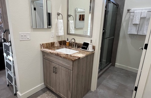 South Mountain House | Your Moment of Zen 1-bdrm pool house - Made for 2