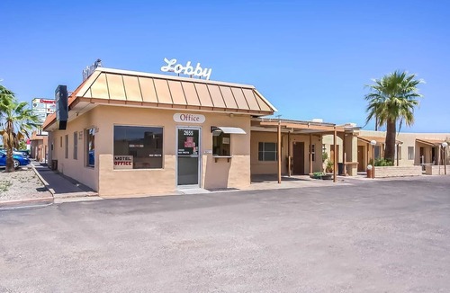 Yuma Apartment | Yuma AZ| Relaxing 2 Queen Bed