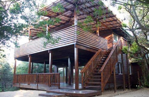 Sodwana Bay National Park Cabin | 180 m² Lodge ∙ 4 bedrooms ∙ 10 guests