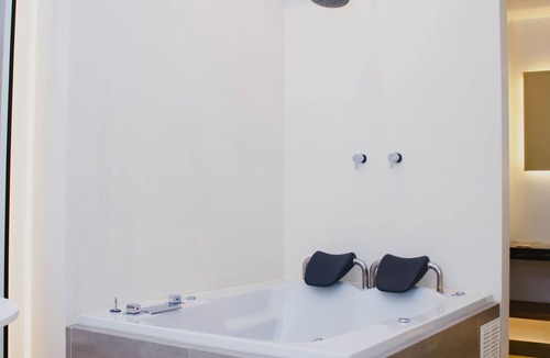 Cercado Chiclayo Hotel | Zentra Hotel