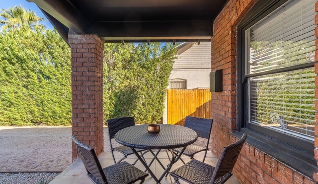 1 Bedroom Pet friendly house near Roosevelt Row AZ