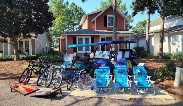 2 - 6 Seater Golf Carts, 5 Adult 2 Kid Bikes, 8 Beach Chairs, Picturesque Views!