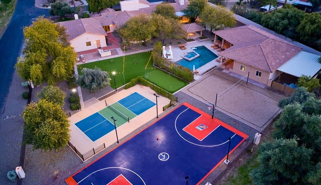2 Homes in 1 l Pickleball l Speakeasy l Gym l Pool