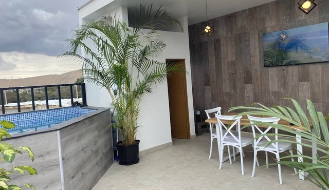 2 pisos con parrilla y terraza