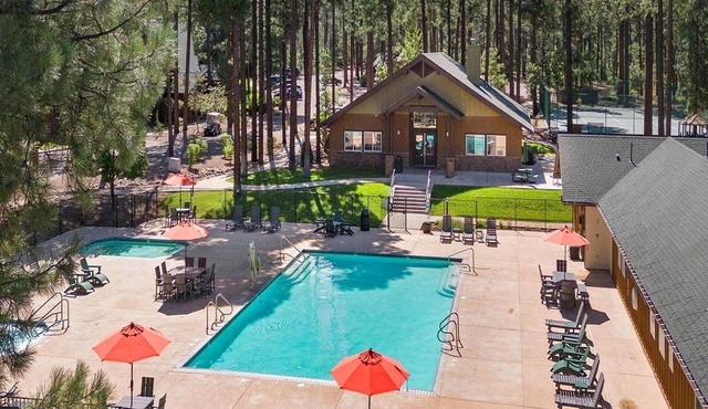2brFamily Retreat in the Mountains!