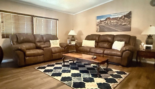 3-Bed 2 Bath Cozy Foothills Vacation Home