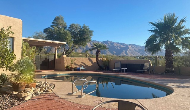 3-Bed, 3-Bath Tucson Home: Spacious, Sunny, Outdoor Living in Catalina Foothills
