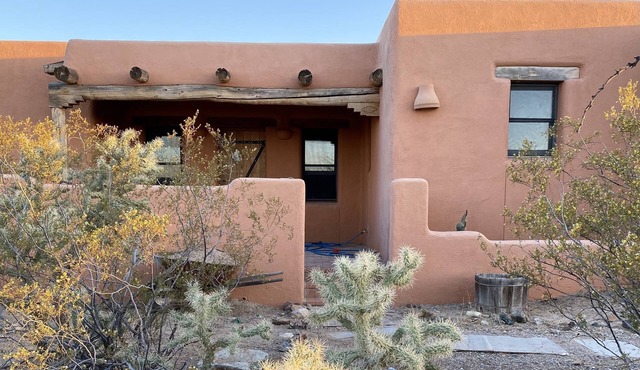 3-Bedroom Desert Hideaway