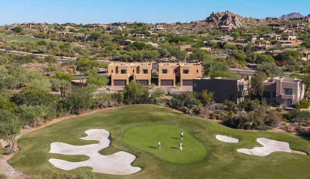 4 Villas/40 Guests: Walk to Troon North Golf Club