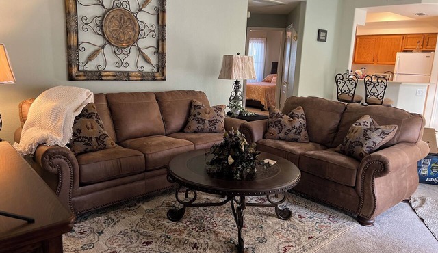 40% off Summer Extended Stay: A Lovely Condo in 55+ Gated Com- "Has it all."
