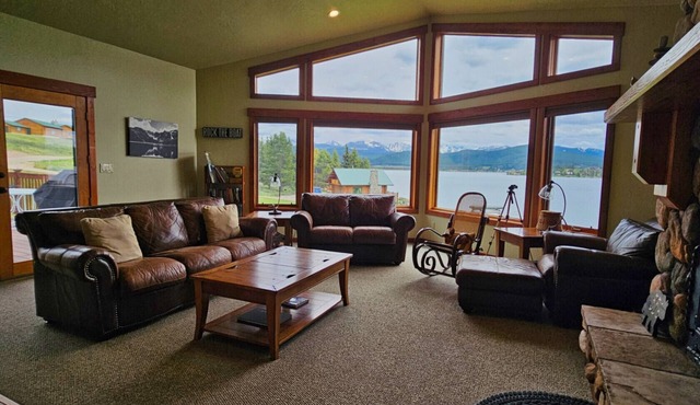 556 Black Bear Ln