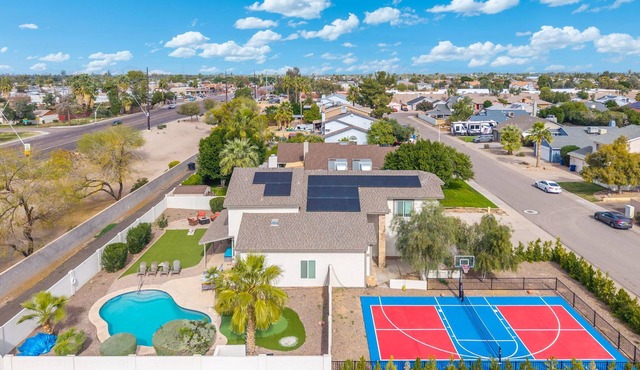 5BR|Heated Pool|Pickleball| Ping Pong & Pool Table