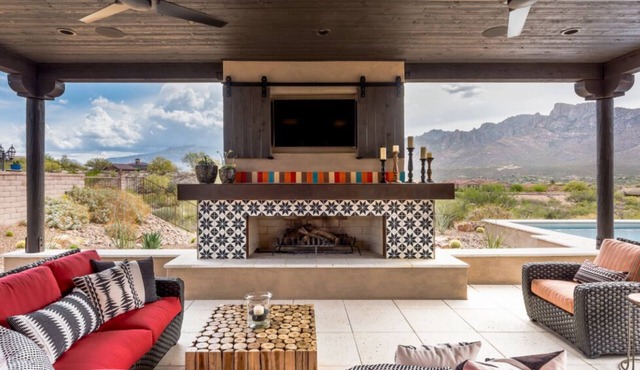 8 Bed Tucson Home Rental w/Mountain Views